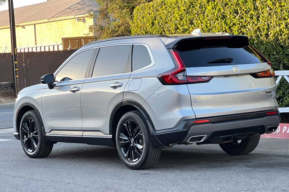 Honda CR-V Hybrid Sport Touring      2023