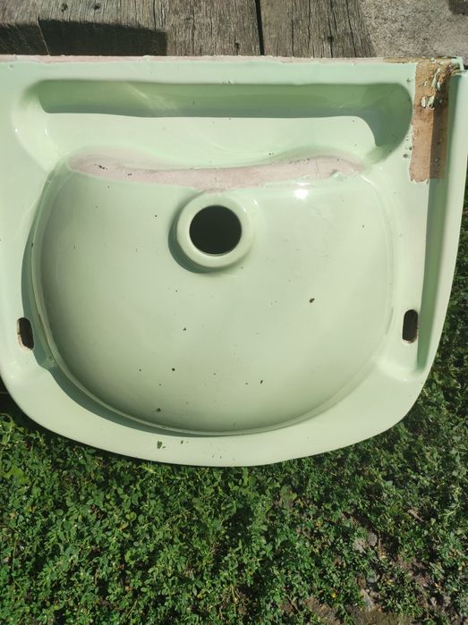 Керамічний умивальник