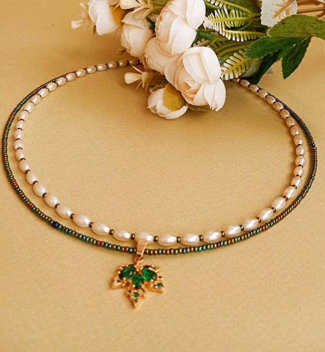 Сет (набір) з чокерів та браслету