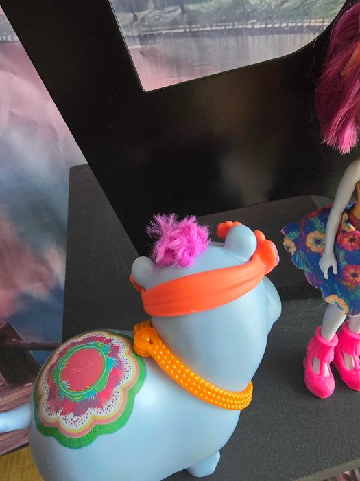 Lalka Mattel Enchantimals Hedda Hippo i figurka hipopotama Lake