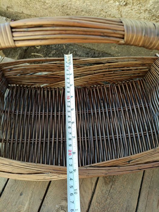 Кошик з натуральної лози