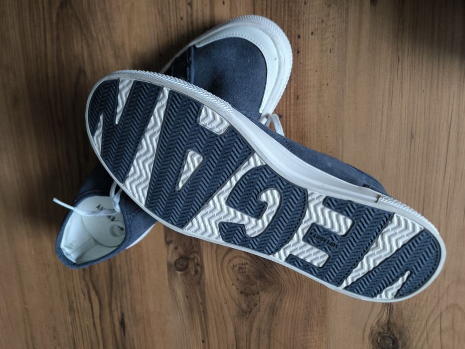 Superdry trampki męskie 44 Vegan granatowe białe