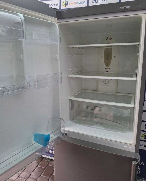 Холодильник б/в  LG 170/60/60 Металік  No Frost #07624