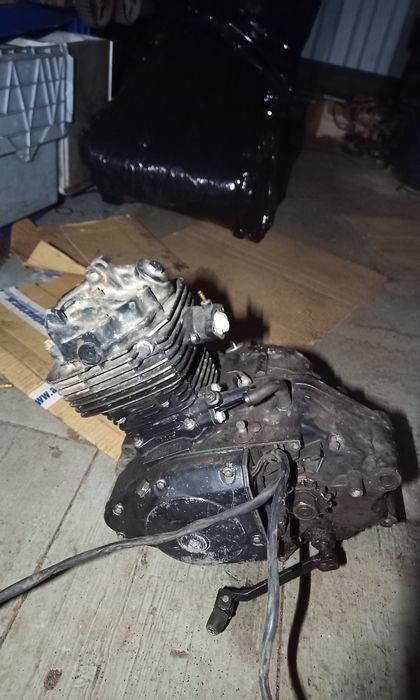 Silnik motocyklowy Suzuki 125 GN DR Marauder Hyosung Kreidler 157FMI