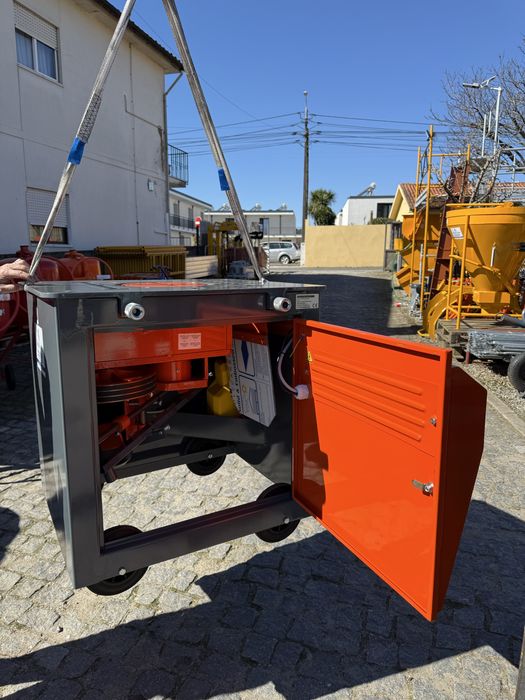 Máquina Cortar e Dobrar Ferro 32/37 Réguas Longas