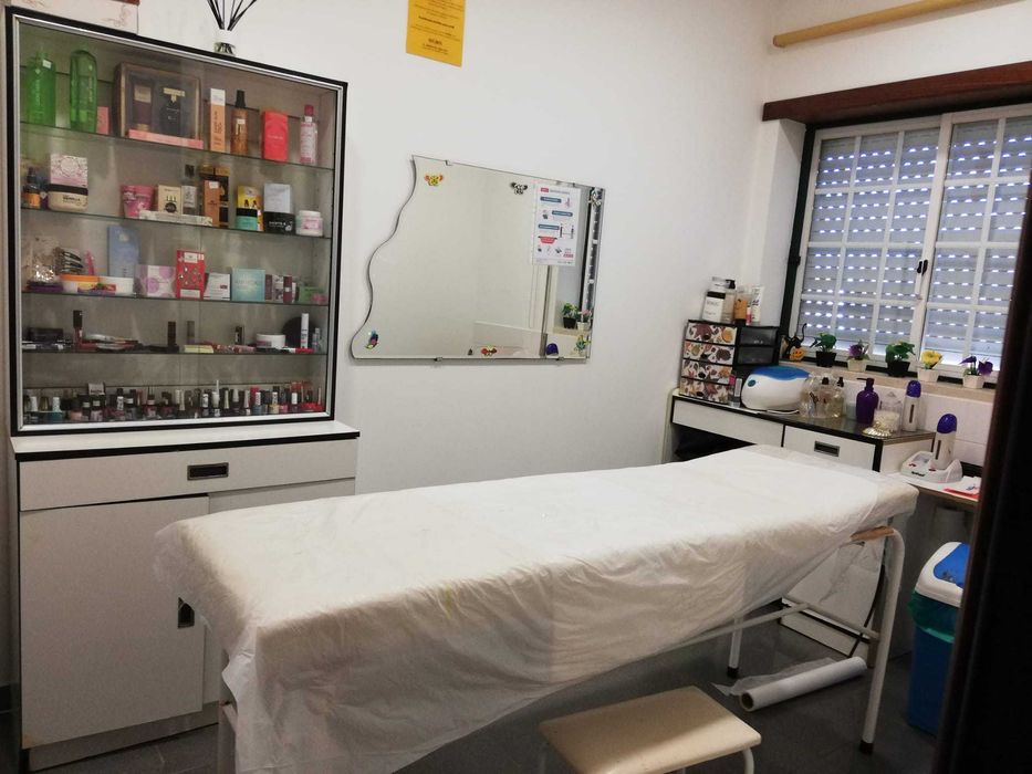 Vendo recheio de salão