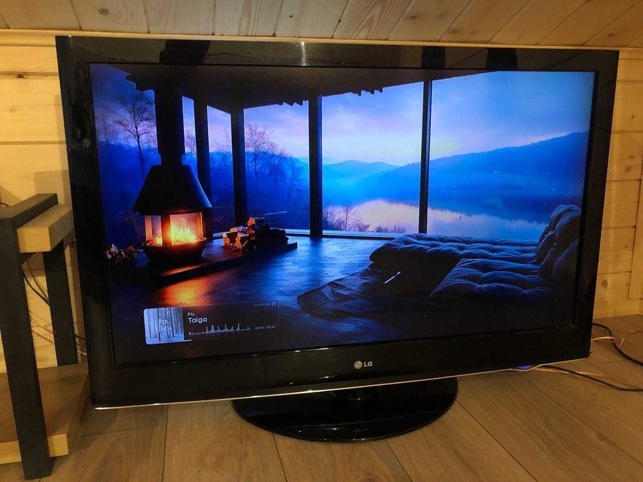 Телевізор LG42LD420-ZA