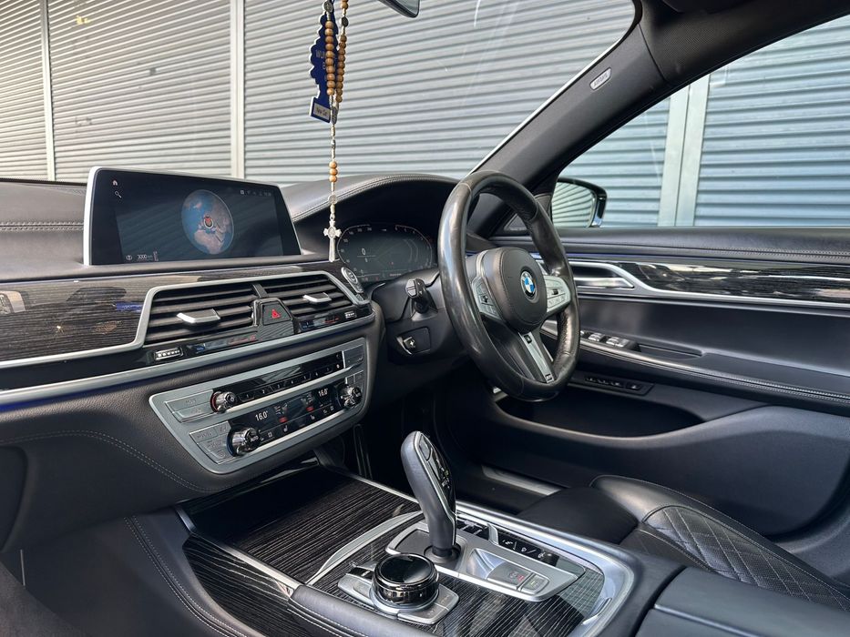 Bmw 730D MSport Lift 2020 CarbonCore PERŁA Niski Przebieg Ładny Anglik