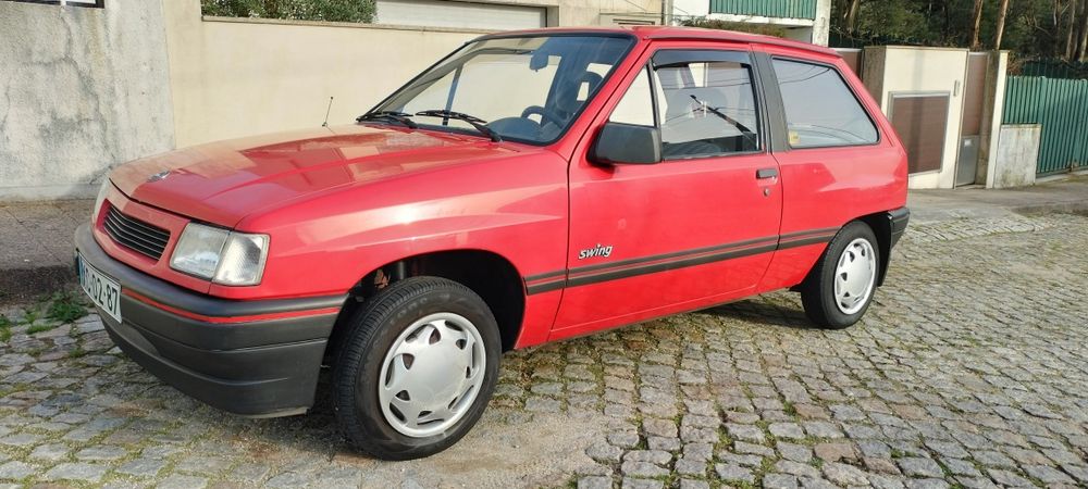 Opel Corsa 1.0 muito estimado