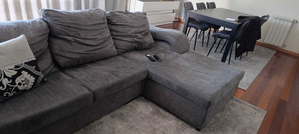 Sofá chaise long 3 lugares