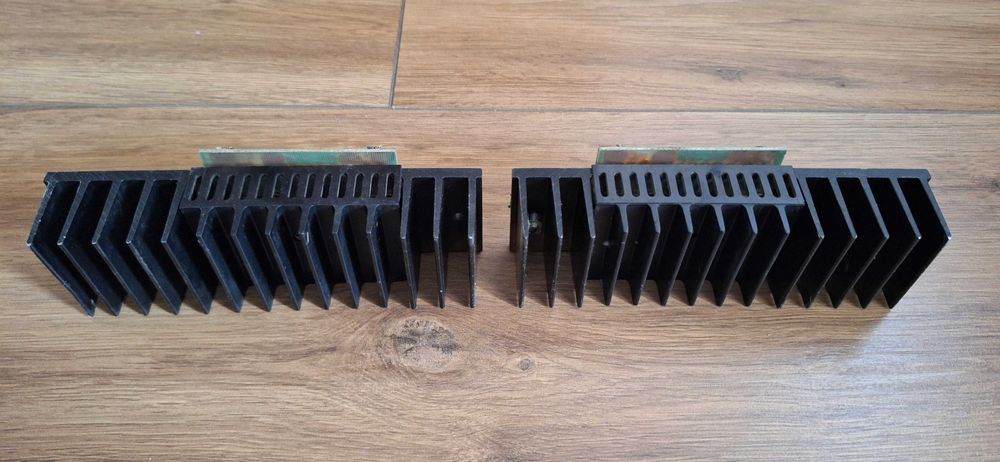 Amplituner Radmor 5102 / T / TE Radiatory Końcówek mocy ! Czarne ! [1]