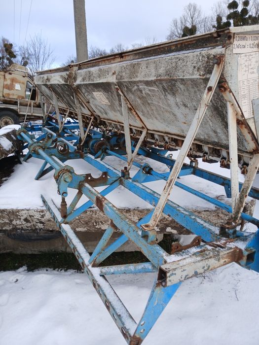Запчастини до сівалки сз