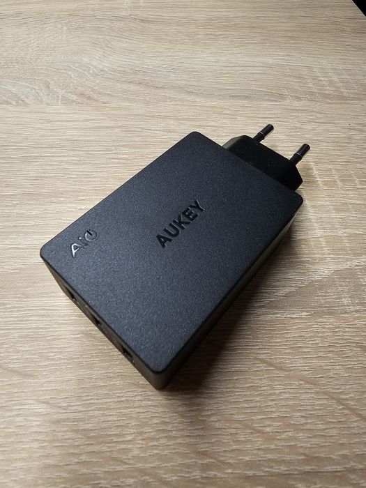 AUKEY PA-U35 ładowarka sieciowa 3xUSB AiPower 6A 30W