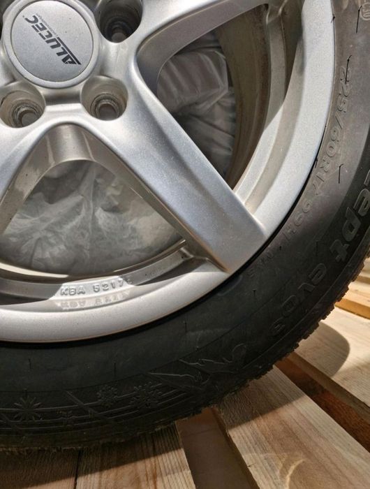 Alufelgi R17 5x114,3 na oponach zimowych