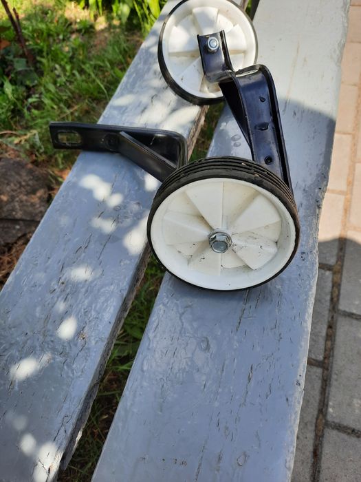 Додаткові колеса для дитячого велосипеда