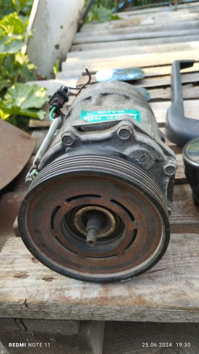 Продам на Гольф 4