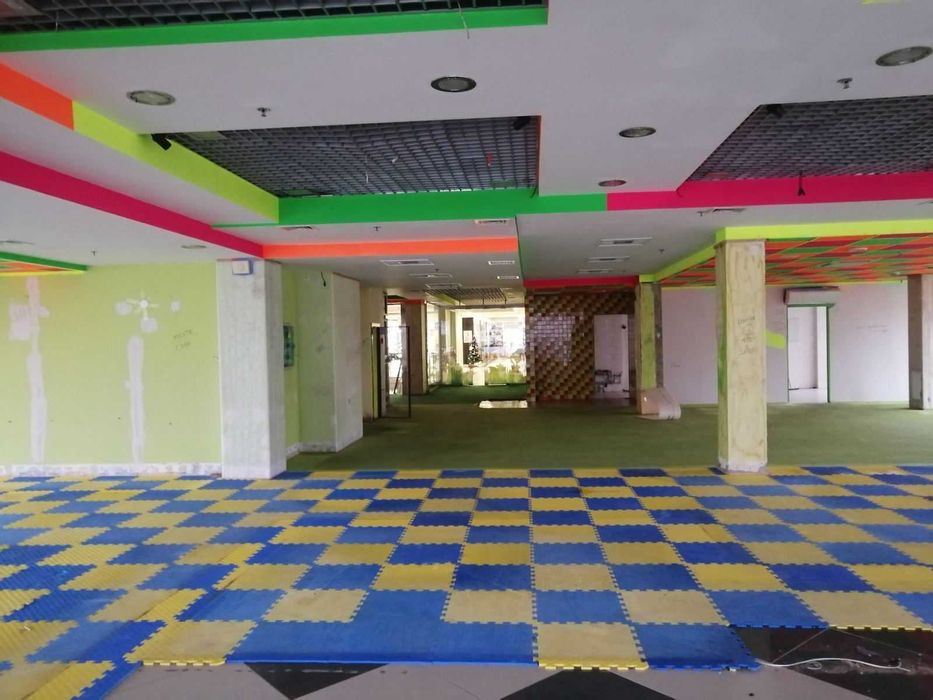 Оренда комерції у ТЦ Інтерсіті, Сихів