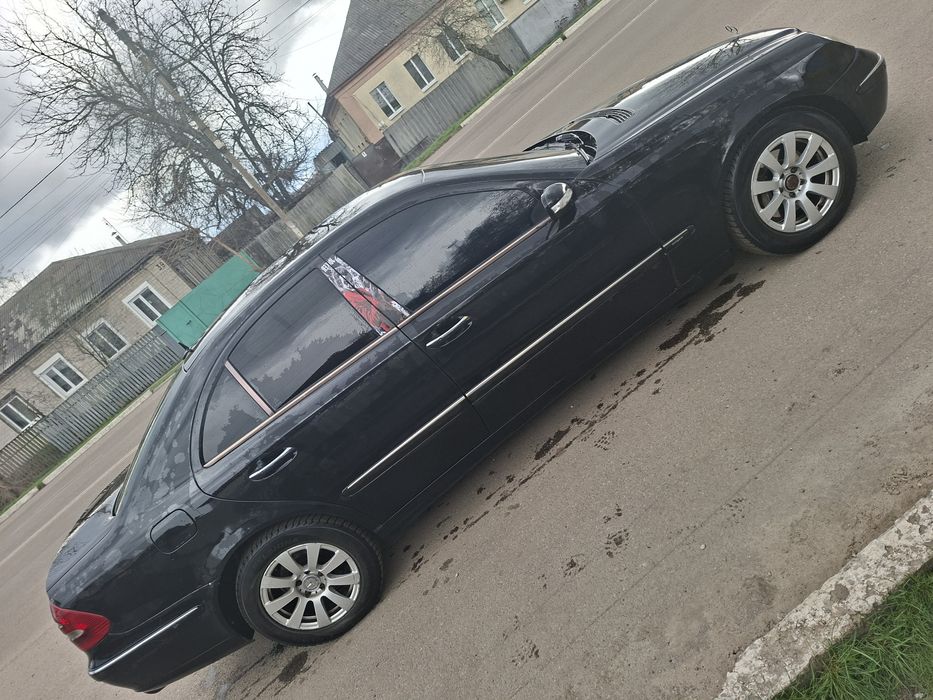 Мерседес  W211 E320 tdi.