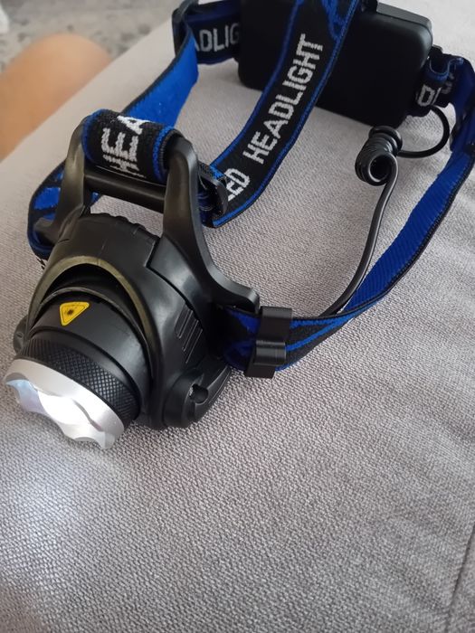 Czołówka - lampa czołowa NOWA nieużywana 2 ładowarki 3 tryby świecenia