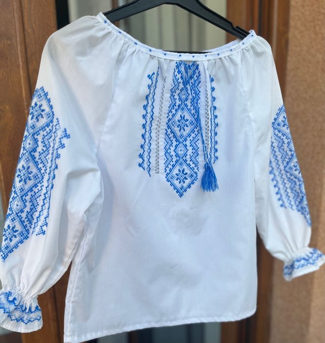 Продам вишиванку , ручна робота