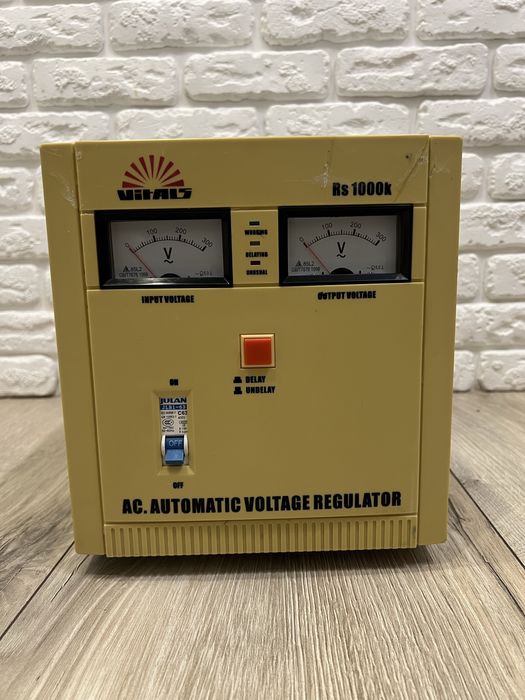 Стабілізатор напруги Vitals-10000BA