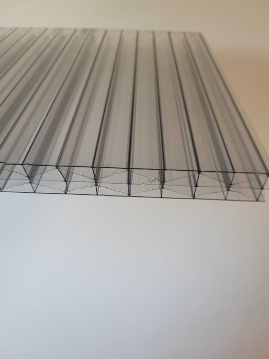 Poliwęglan lity i komorowy – płyty dachowe – Śląsk