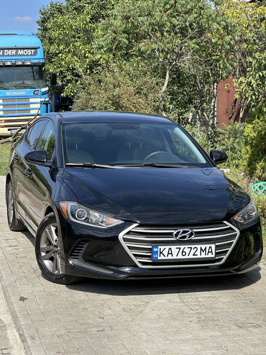 Hyundai Elantra 2017 2.0 бензин Автомат