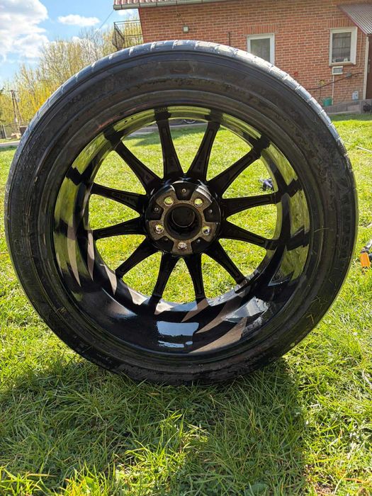 Felgi aluminiowe + opony R18