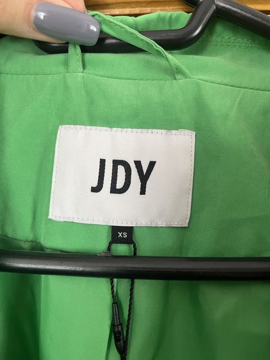 Жіноче пальто, тренч