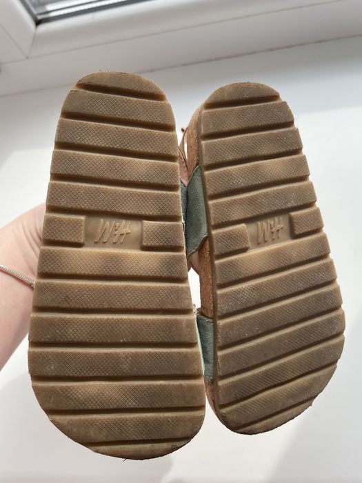 Сандалі ,босоніжки H&M на хлопчика  24 р. 15см устілка