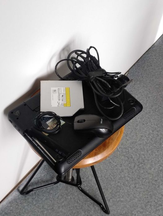 Ноутбук Dell Inspiron N4010 / R14 Core i5 SSD 120 8 gb SDD 120 HDD 500