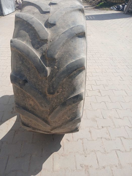 Opony Firestone 460/70R24