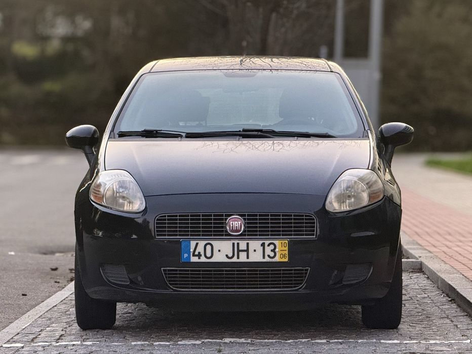 Fiat Punto 2010 - 5 Lugares