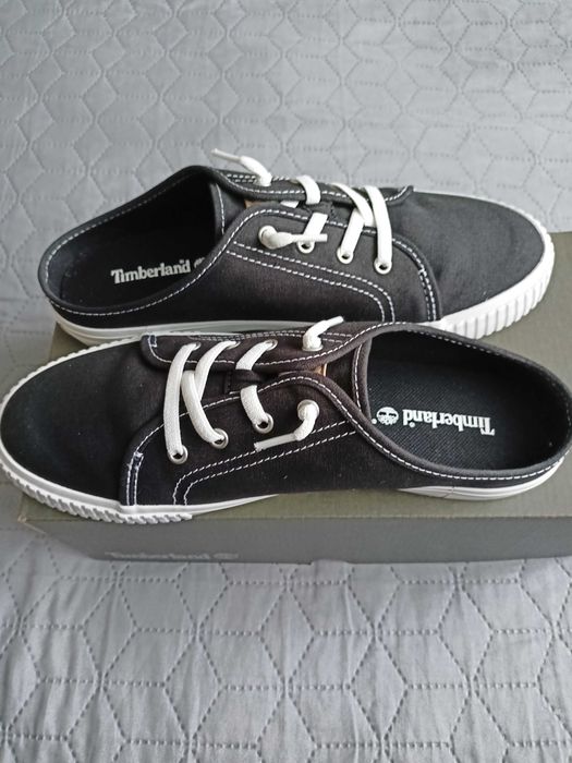Timberland, нові текстильні мюлі. US 8,5