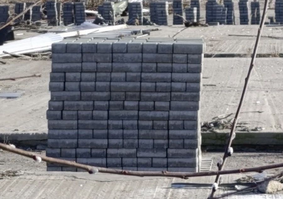 Бруківка бу товщиною 6 см у відмінному стані брусщатка