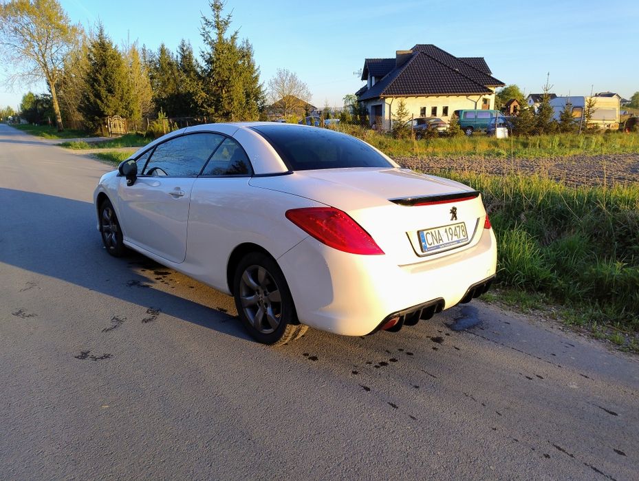 Peugeot 308CC 1.6HDI biała perła, czarny sufit