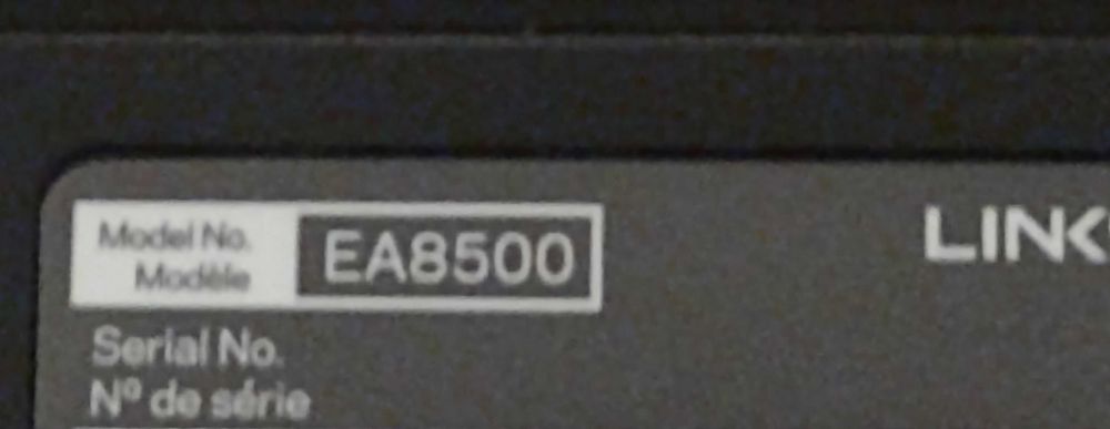 Linksys EA8500 (802.11a/b/g/n/ac 2600Mb/s) USB, 2.4 / 5 GHz   Wi-Fi 5