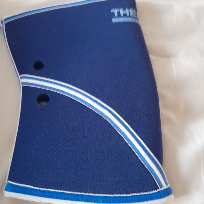 Joelheira elástica trérmica Nova