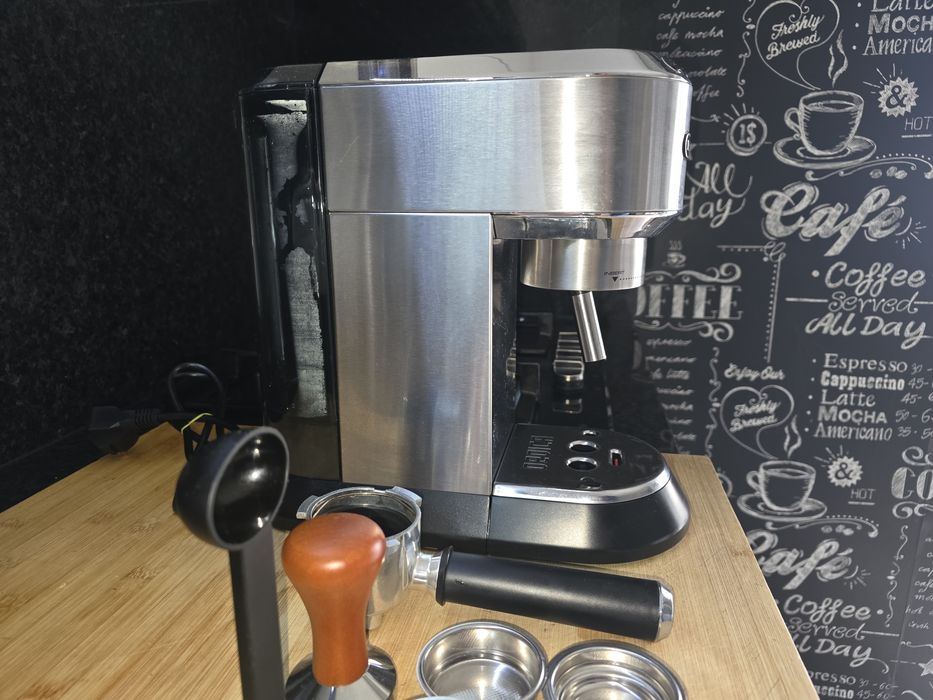 Delonghi Dedica EC685