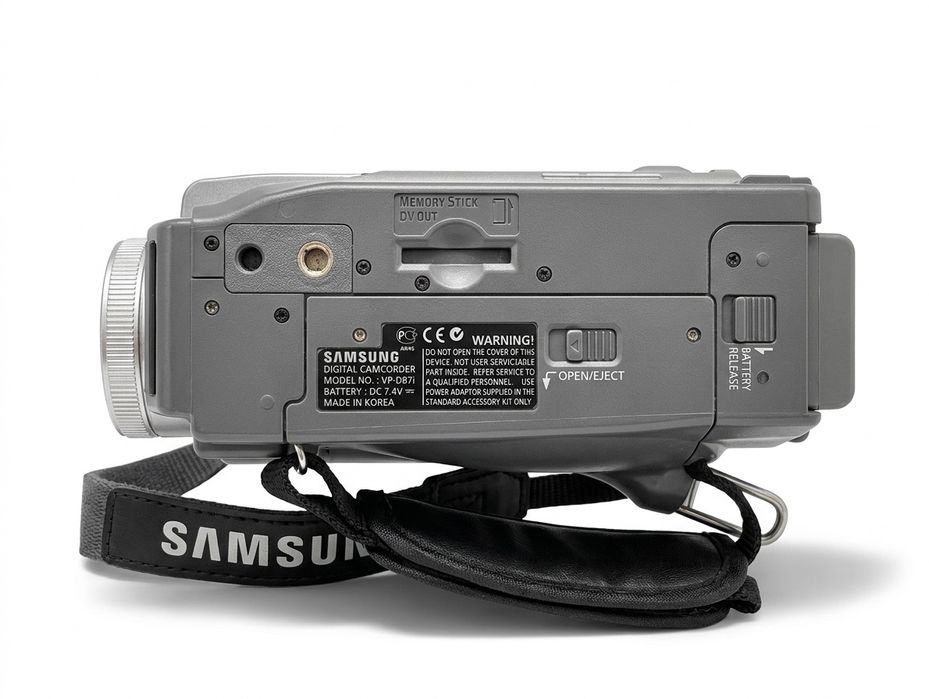 Винтажная Видеокамера Samsung VP-D87i (MiniDV) | 400x Zoom | Ретро-вайб Y2K