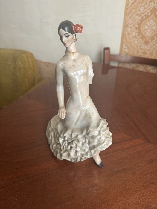 Фарфорова стратуетка