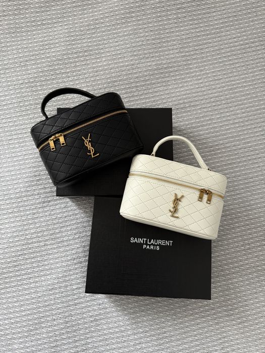 Жіноча трендова шкіряна сумка