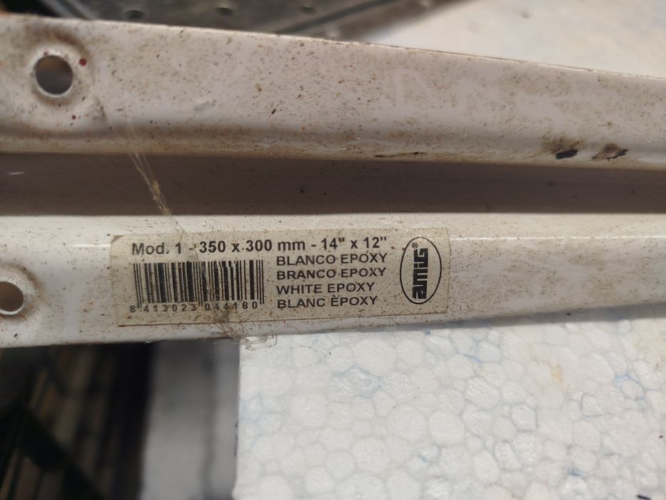 Kątowniki , łączniki, wspornik -zestaw