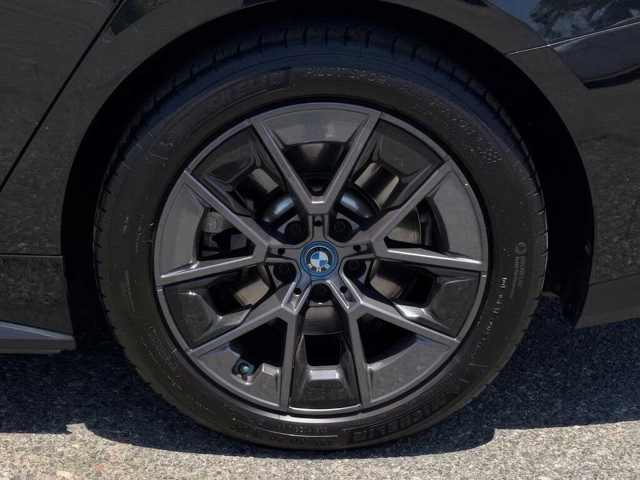 BMW I4 Edrive40      2022
