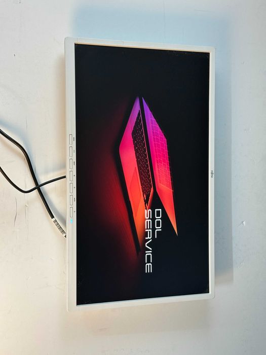 WYPRZEDAJEMY ZA GROSZE! Monitor Fujitsu do komputera B24-8 TE Pro + KABEL GRATIS – Niemiecka ergonomia i niezawodność – VESA Zestaw