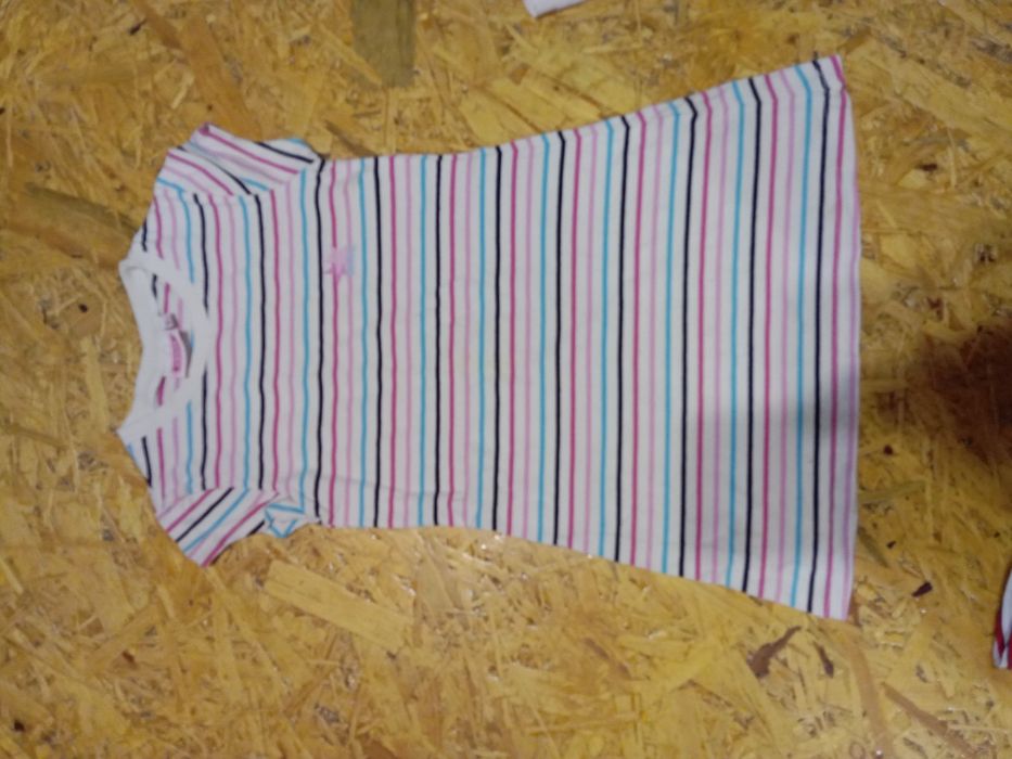 Продам літні плаття на 116-122 см на 5-6 років