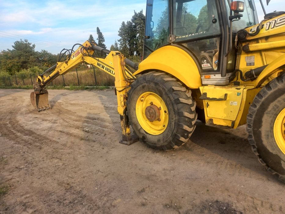 Koparko ładowarka New Holland LB15B