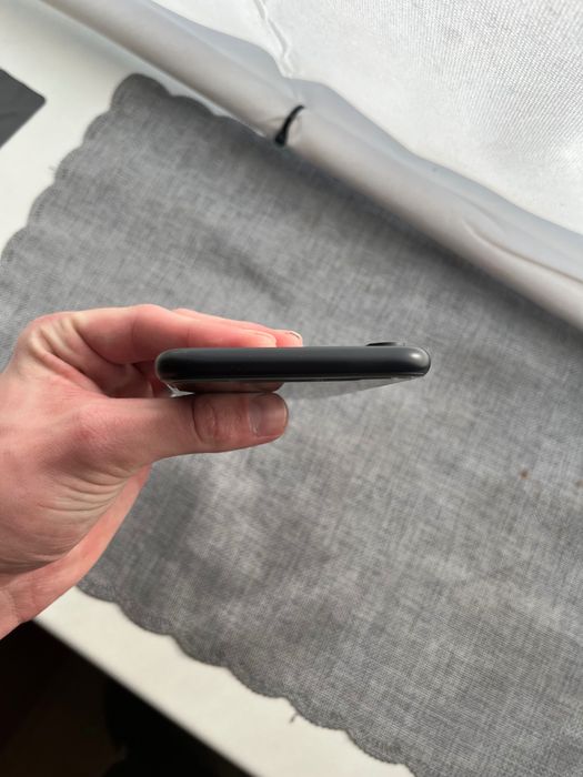 iPhone XR 128Gb телефон