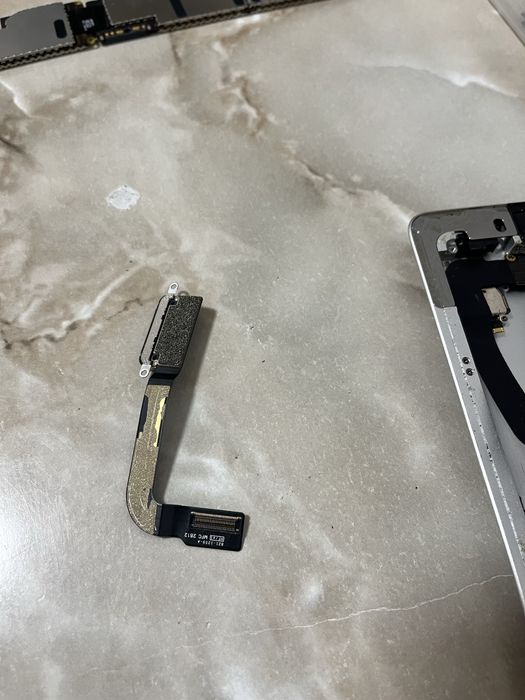 Запчастини планшета ipad 3 a1430