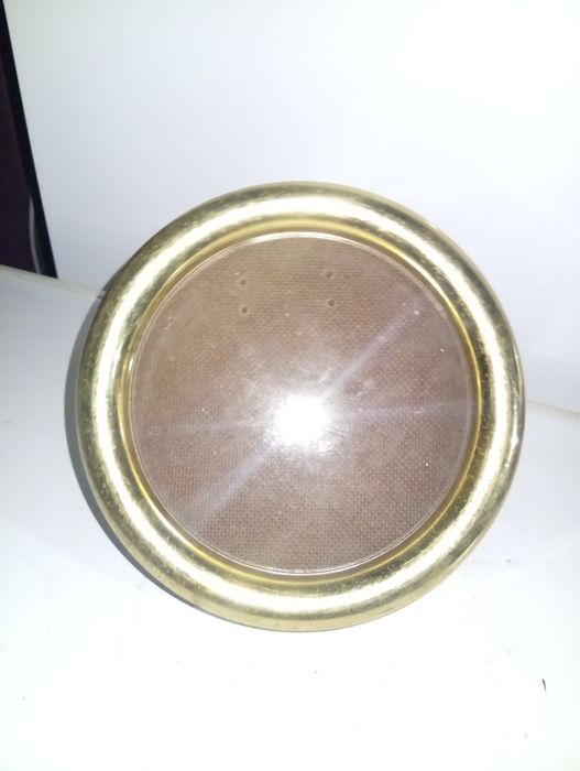 Moldura redonda antiga